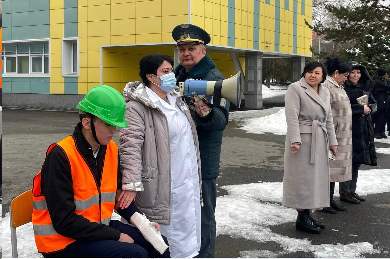 Мектебімізде сейсмикалық жаттығу өтті.