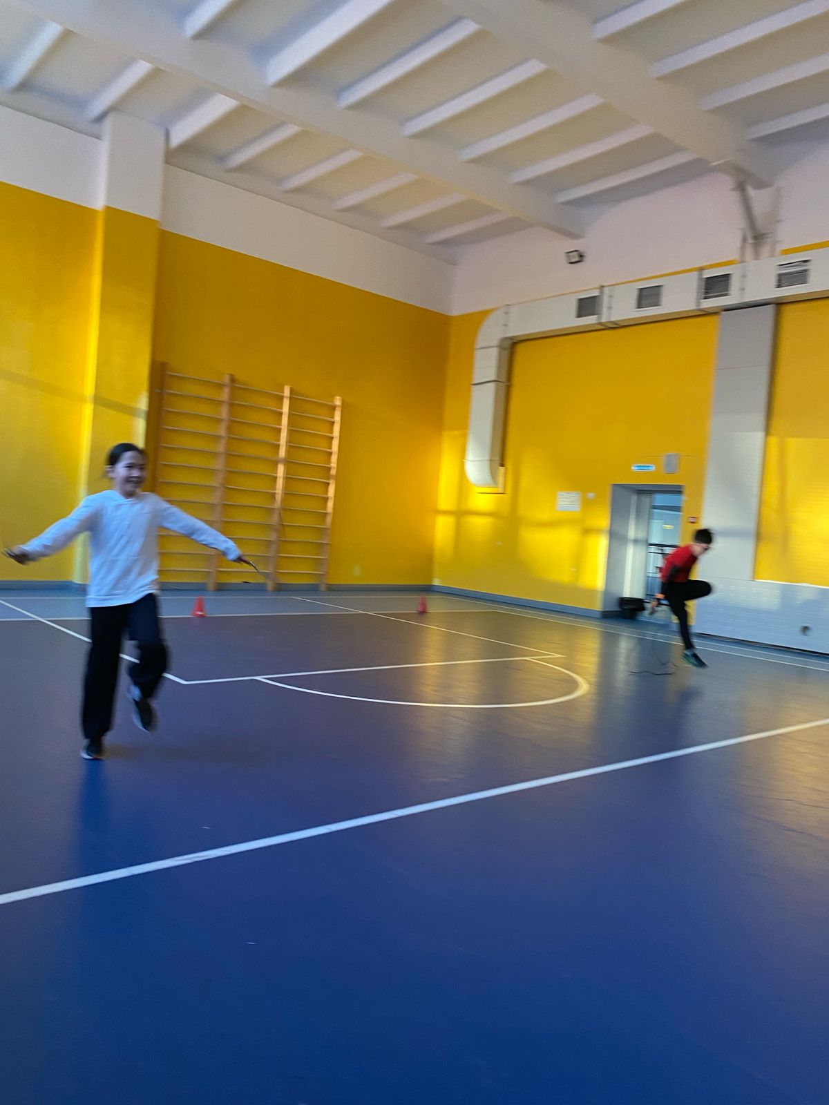 Подвижные игры для начальных классов (скакалка).