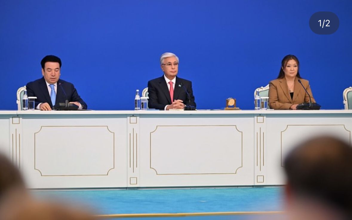 Президент Қасым Жомарт Тоқаев ұстаздардың Республикалық тамыз конференциясына қатысты.